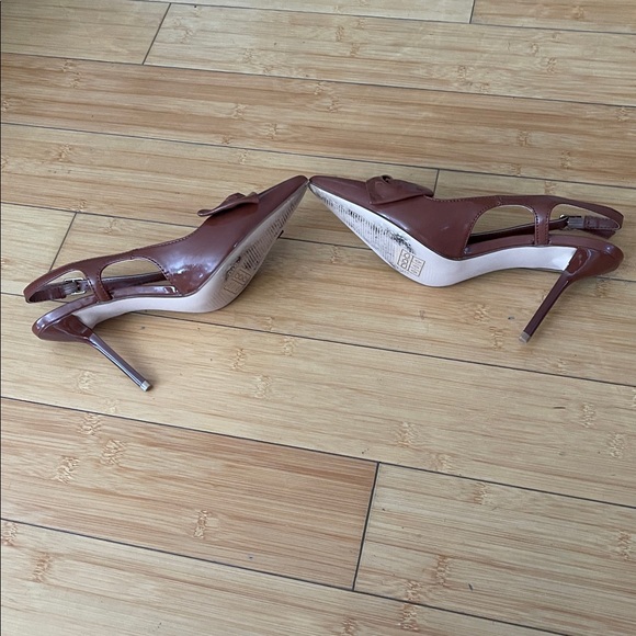 Journee Collection Women Brown Pointed Slingback Heels 4” Pointy Heels Size 7.5 - Picture 3 of 6
